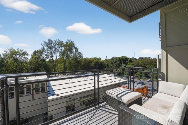 1101 W 1st Street 309, Charlotte, NC 28202