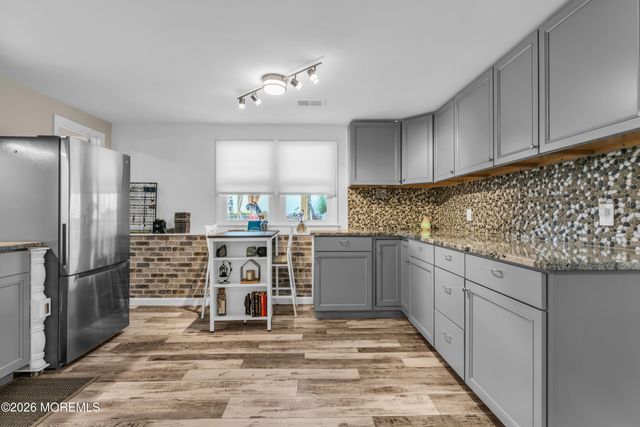 969 Stafford Drive, Toms River, NJ 08753