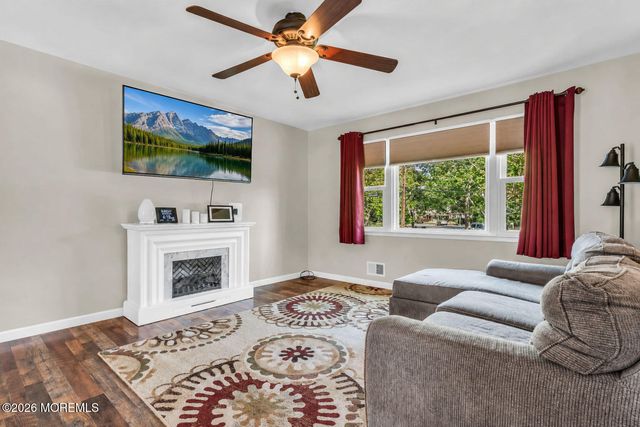 969 Stafford Drive, Toms River, NJ 08753