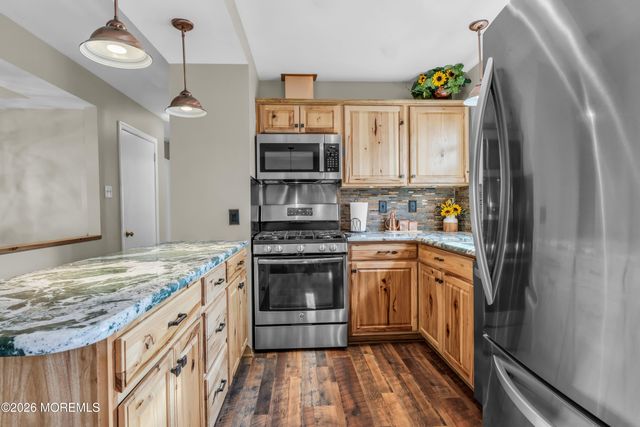 969 Stafford Drive, Toms River, NJ 08753