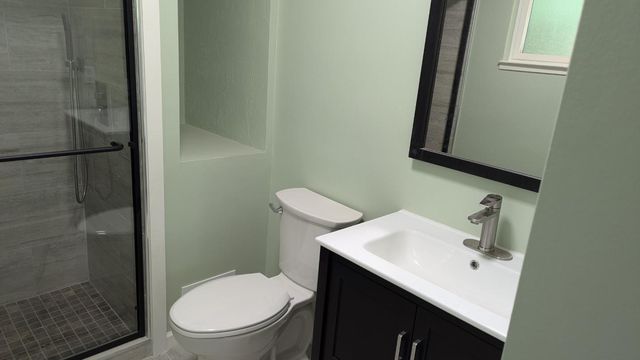 1187 Overlook Avenue, Hayward, CA 94542