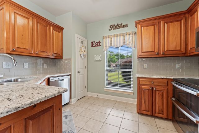 2455 Shady Bend Ct, Zachary, LA 70791