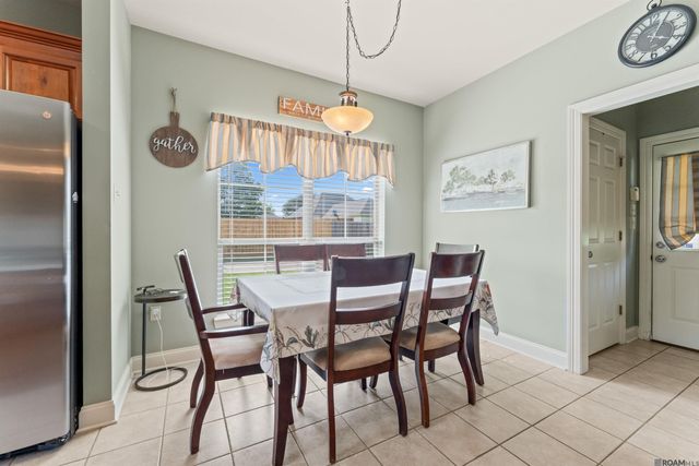2455 Shady Bend Ct, Zachary, LA 70791