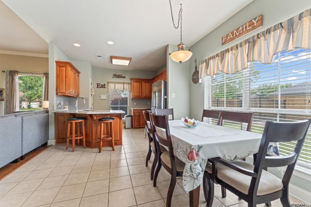 2455 Shady Bend Ct, Zachary, LA 70791