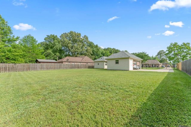 2455 Shady Bend Ct, Zachary, LA 70791