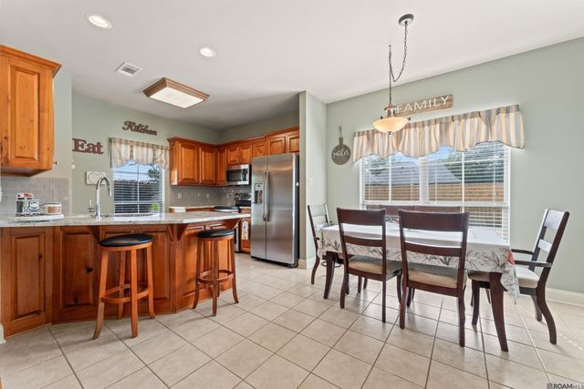 2455 Shady Bend Ct, Zachary, LA 70791