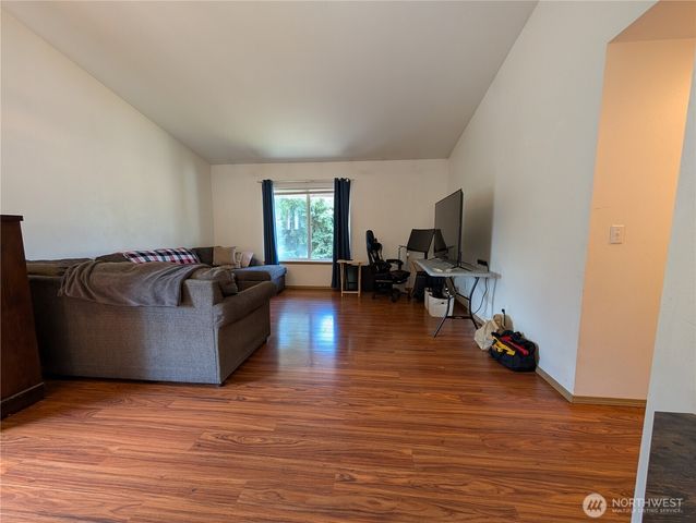15730 91st Way SE, Yelm, WA 98597