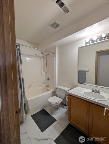 15730 91st Way SE, Yelm, WA 98597
