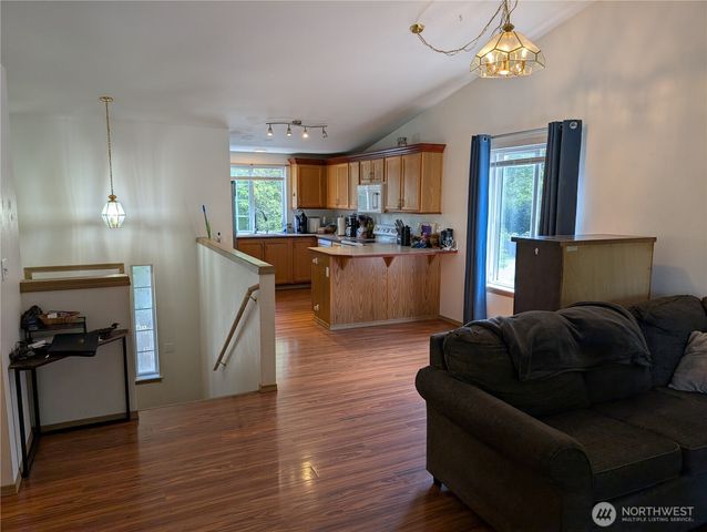 15730 91st Way SE, Yelm, WA 98597