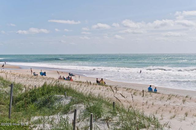 9201 Coast Guard Road F 210, Emerald Isle, NC 28594