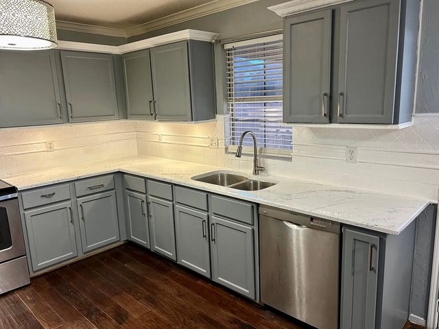 2752 Peach Drive, Little Elm, TX 75068