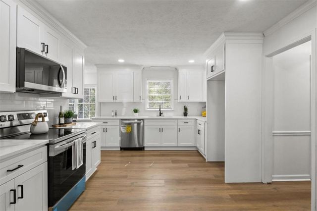 1485 Fieldgreen Overlook, Stone Mountain, GA 30088