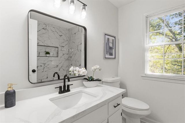 1485 Fieldgreen Overlook, Stone Mountain, GA 30088