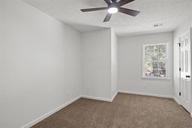 1485 Fieldgreen Overlook, Stone Mountain, GA 30088