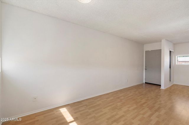 2673 E OAKLEAF Drive, Tempe, AZ 85288