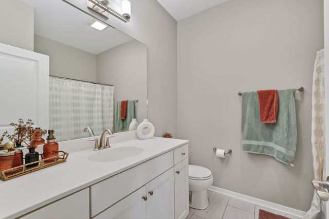9914 Marnewood Drive, Johnston, IA 50131