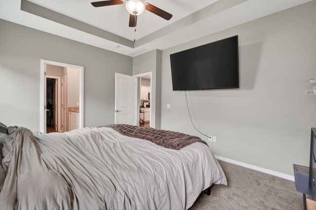 9914 Marnewood Drive, Johnston, IA 50131
