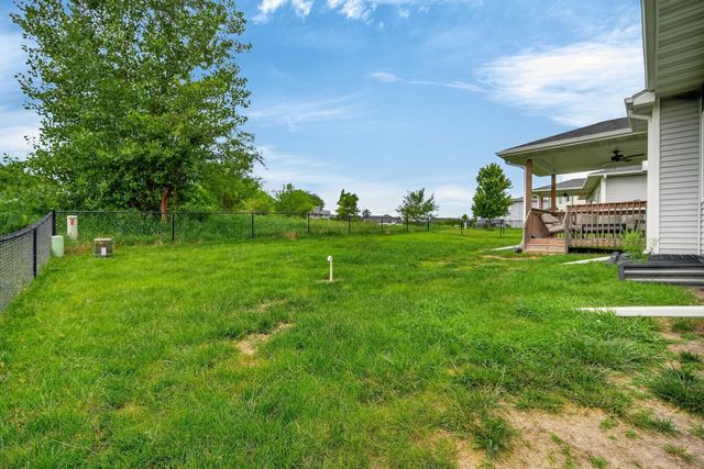 9914 Marnewood Drive, Johnston, IA 50131