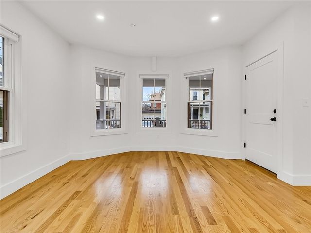 3 Wisteria Street 2, Salem, MA 01970