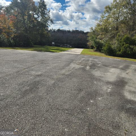 559 Lake Deborah Drive, Folkston, GA 31537