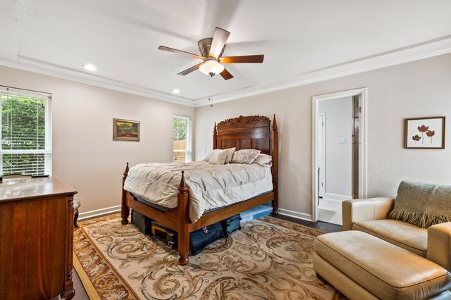 1638 Glencairn Lane, Lewisville, TX 75067