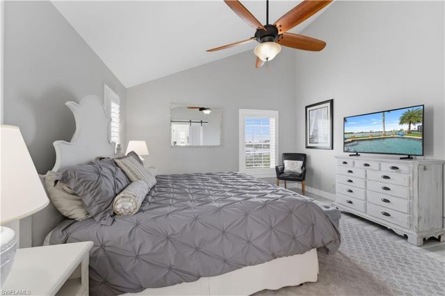858 SE 1st TER, Cape Coral, FL 33990