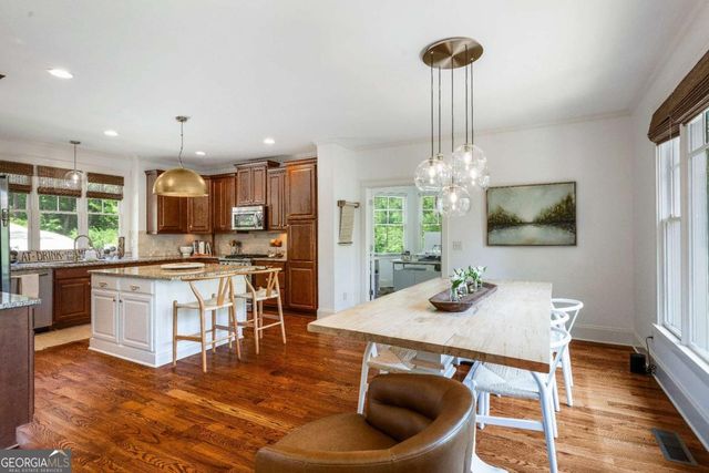 401 Ridgewater Lane, Waleska, GA 30183