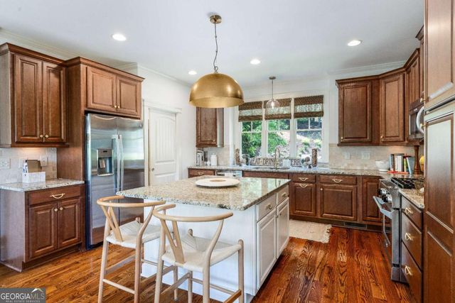 401 Ridgewater Lane, Waleska, GA 30183