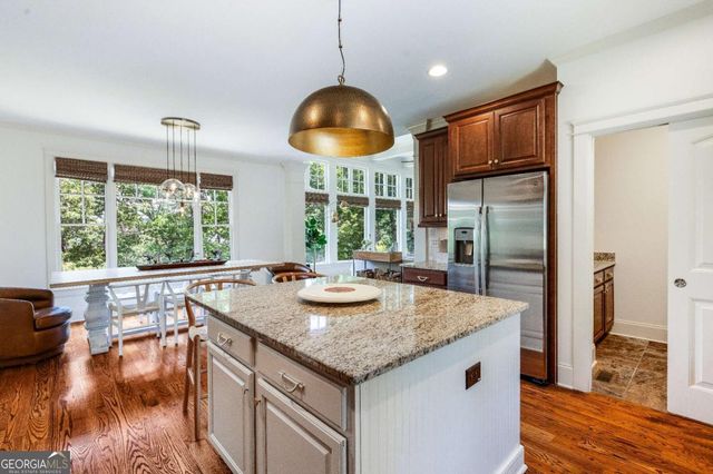 401 Ridgewater Lane, Waleska, GA 30183