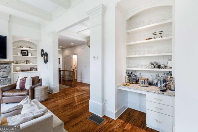 401 Ridgewater Lane, Waleska, GA 30183