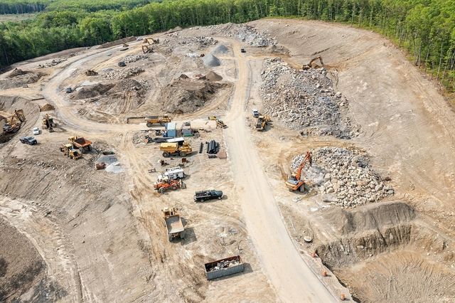 5 Conifer Circle 28, Shrewsbury, MA 01545