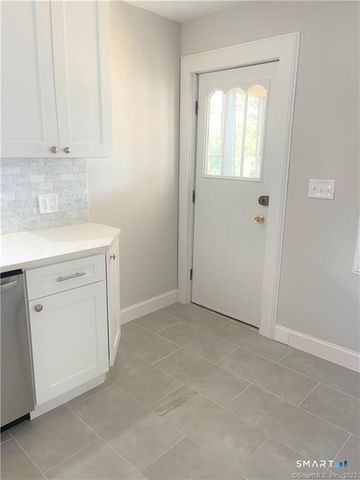 10 Treadwell Street, West Haven, CT 06516
