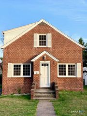 10 Treadwell Street, West Haven, CT 06516