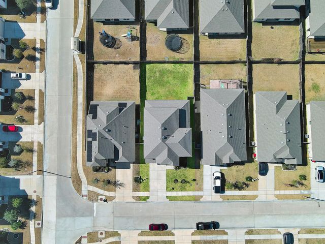 1180 Courteous Creek Drive, Montgomery, TX 77316