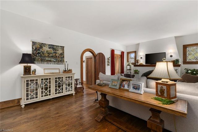 7 Mock Street, Thomasville, NC 27360
