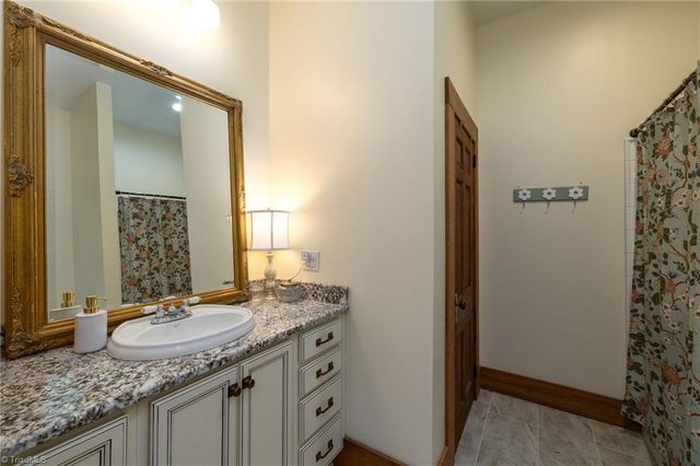 7 Mock Street, Thomasville, NC 27360