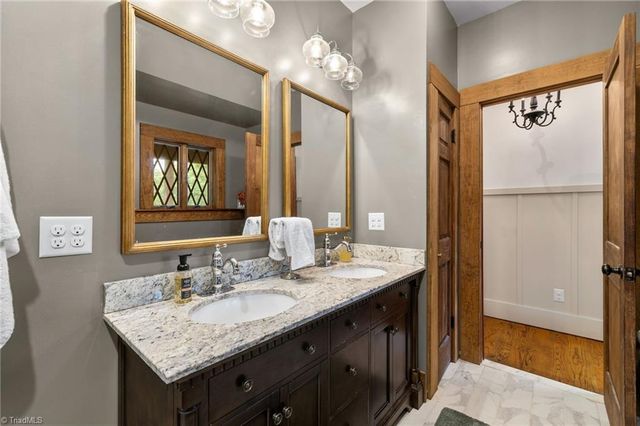 7 Mock Street, Thomasville, NC 27360