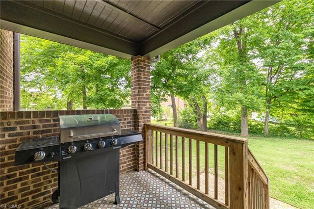 7 Mock Street, Thomasville, NC 27360