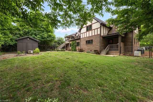 7 Mock Street, Thomasville, NC 27360