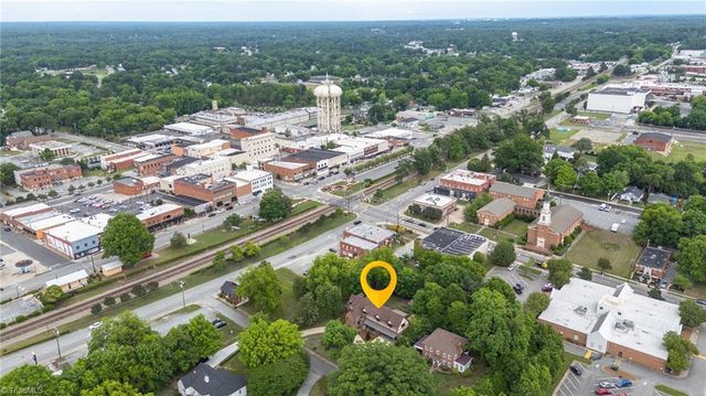 7 Mock Street, Thomasville, NC 27360