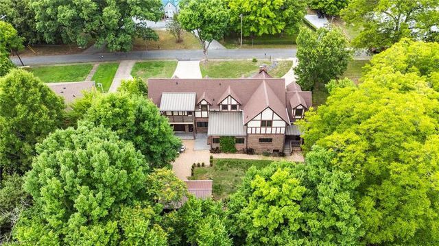 7 Mock Street, Thomasville, NC 27360
