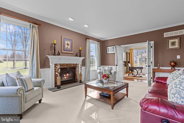 1100 PINEVILLE RD, New Hope, PA 18938