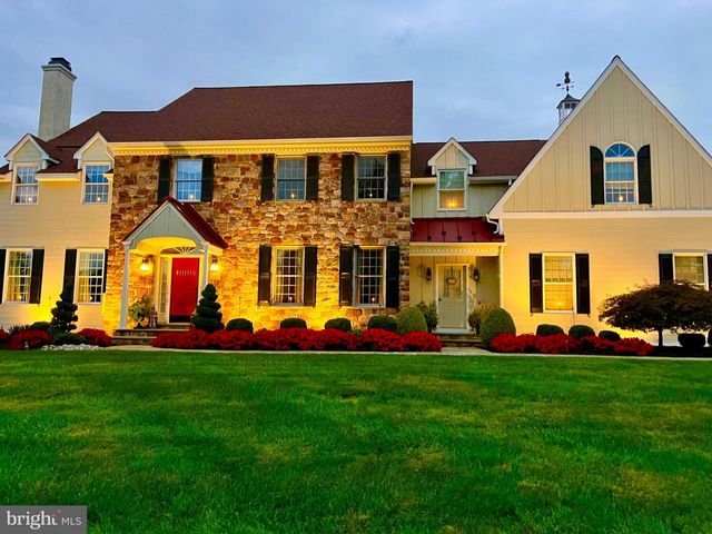 1100 PINEVILLE RD, New Hope, PA 18938