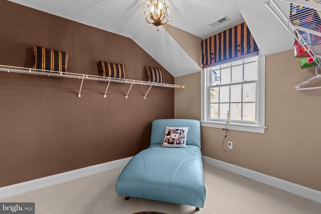 1100 PINEVILLE RD, New Hope, PA 18938