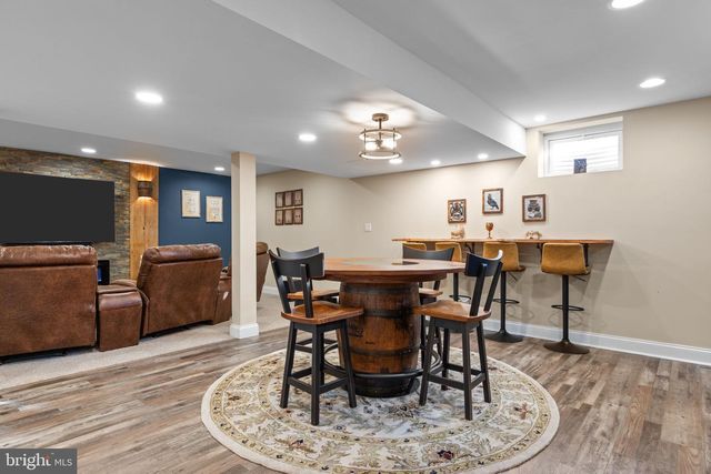 1100 PINEVILLE RD, New Hope, PA 18938