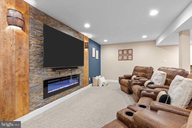 1100 PINEVILLE RD, New Hope, PA 18938