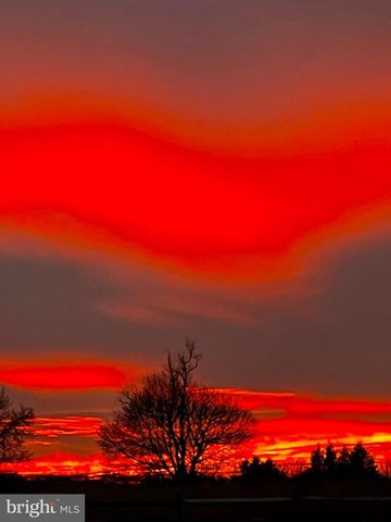 1100 PINEVILLE RD, New Hope, PA 18938