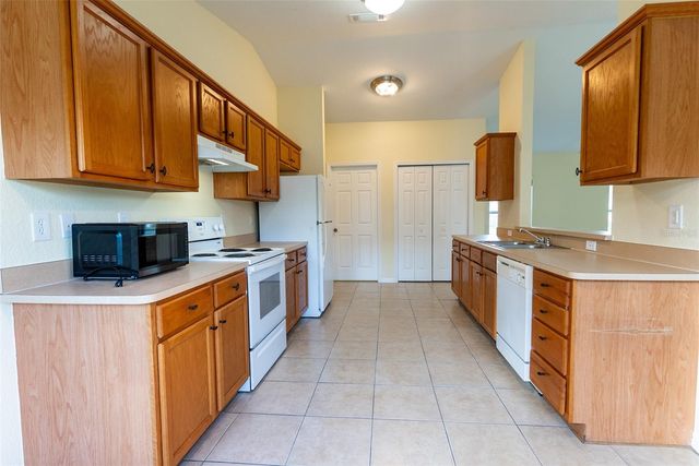 24 PECAN PASS TRAIL, Ocala, FL 34472