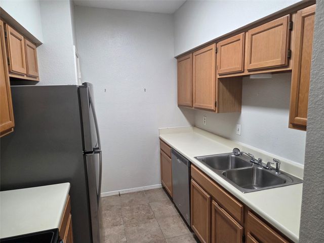 3780 Tanglewilde Street 106, Houston, TX 77063