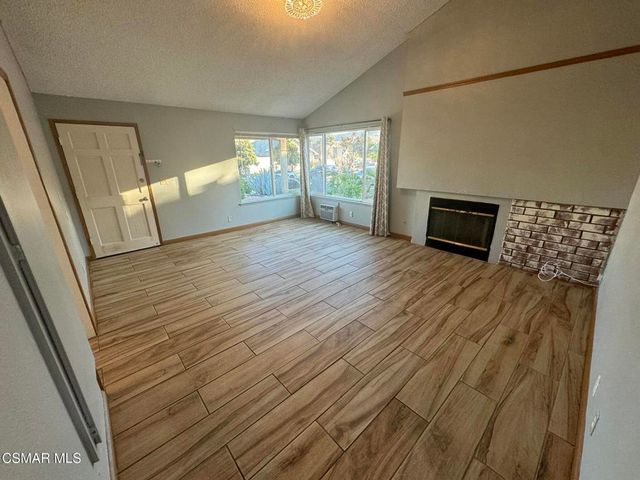 2047 Belmar Court N, Simi Valley, CA 93063